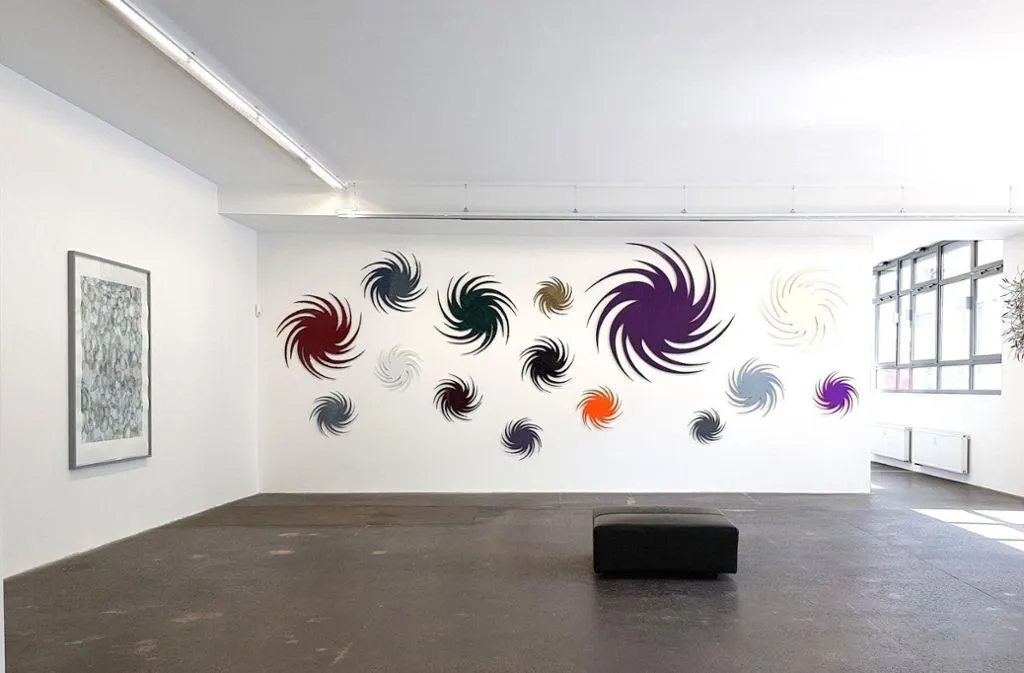 Christa Winter, GALAXIES, Ausstellungsansicht